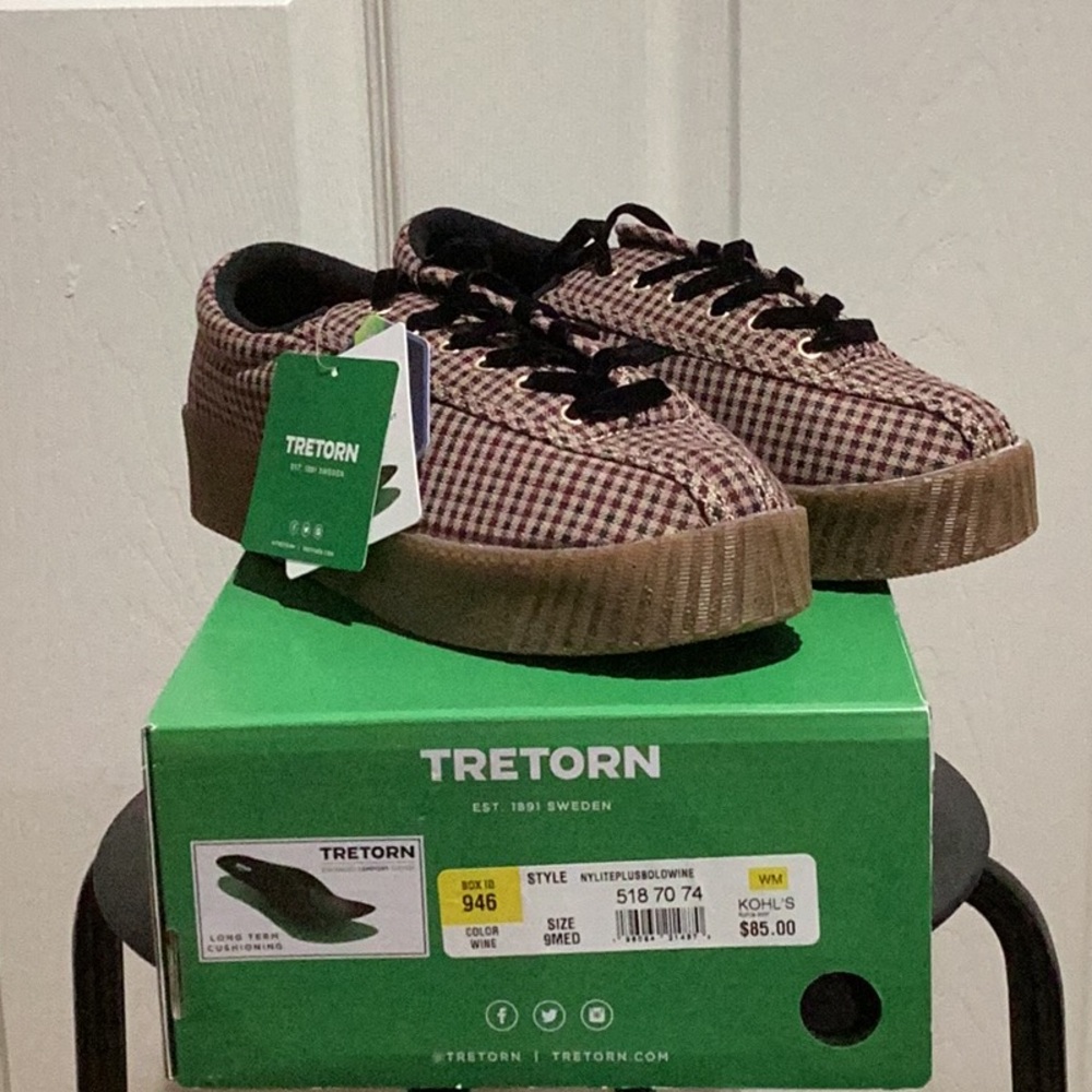 Tretorn Women's platform size 9